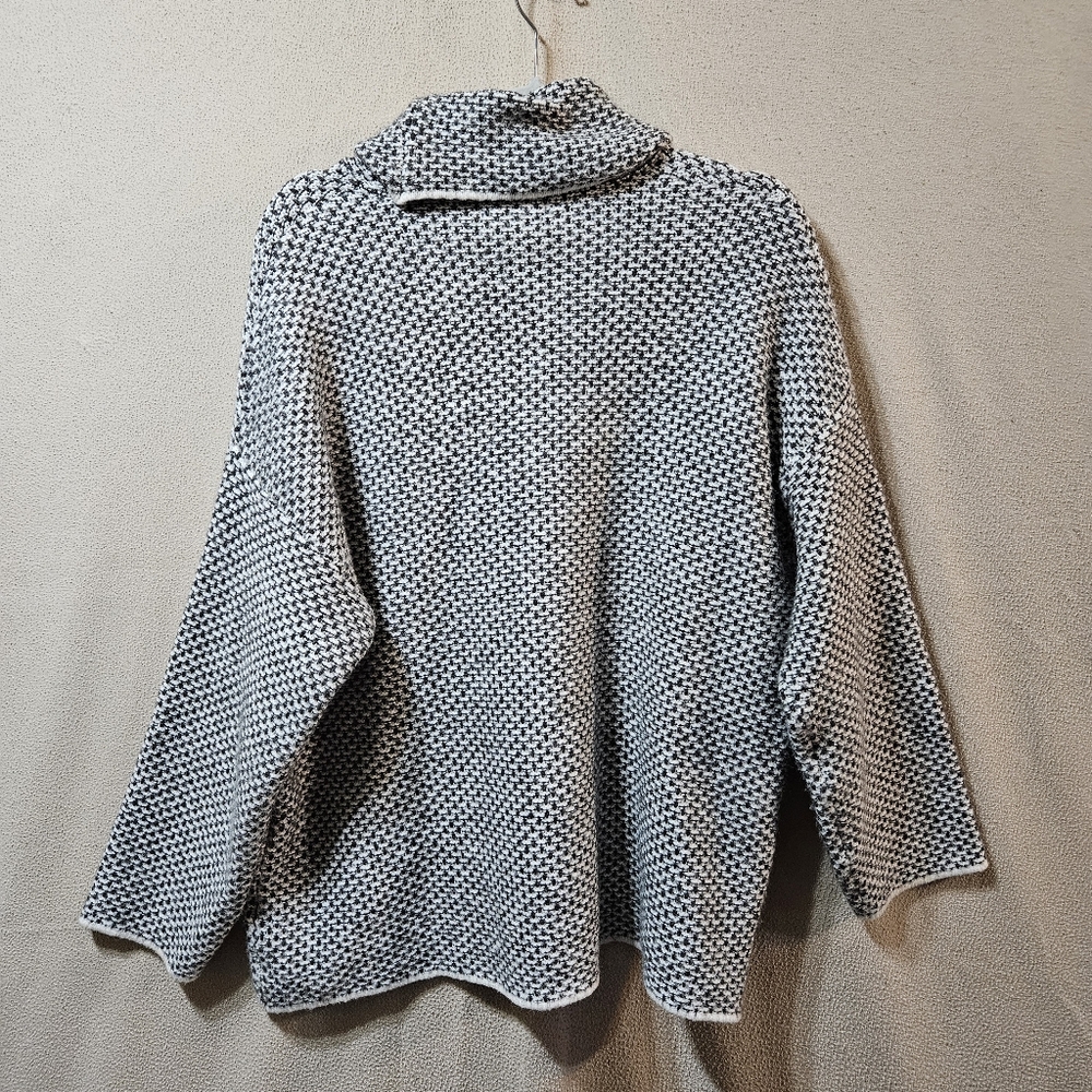 Christian Siriano 1X Gray Loosekint Cowl Neck Sweater - Picture 5 of 7